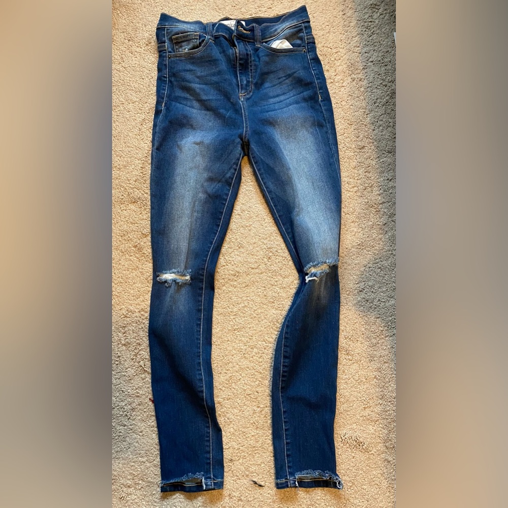 Carly jean skinny jeans.